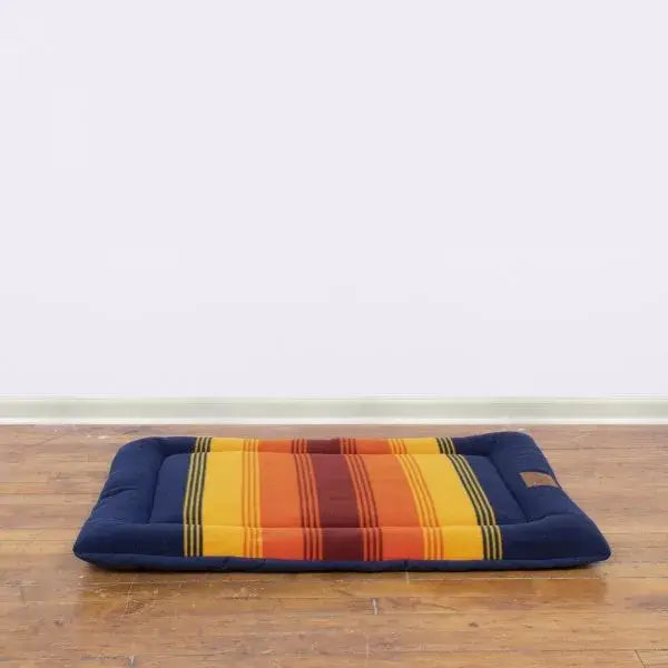 Pendleton National Park Comfort Cushion Fleece Dog Bed | Pet Bed 1