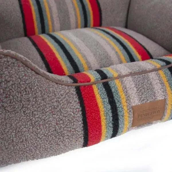 Dog Bed | Pet Bed - Pendleton Vintage Camp Umber Kuddler