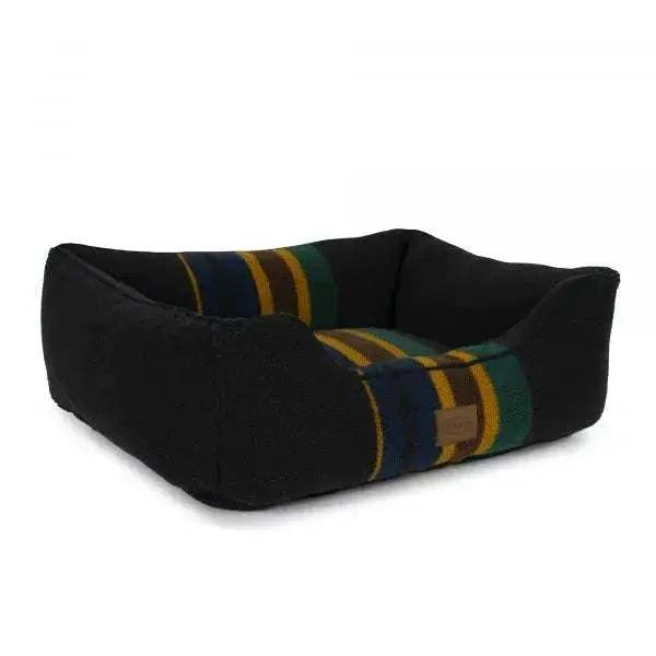 Pet Bed | Dog Bed Pendleton Vintage Camp Kuddler Pet Bed- Oxford Black