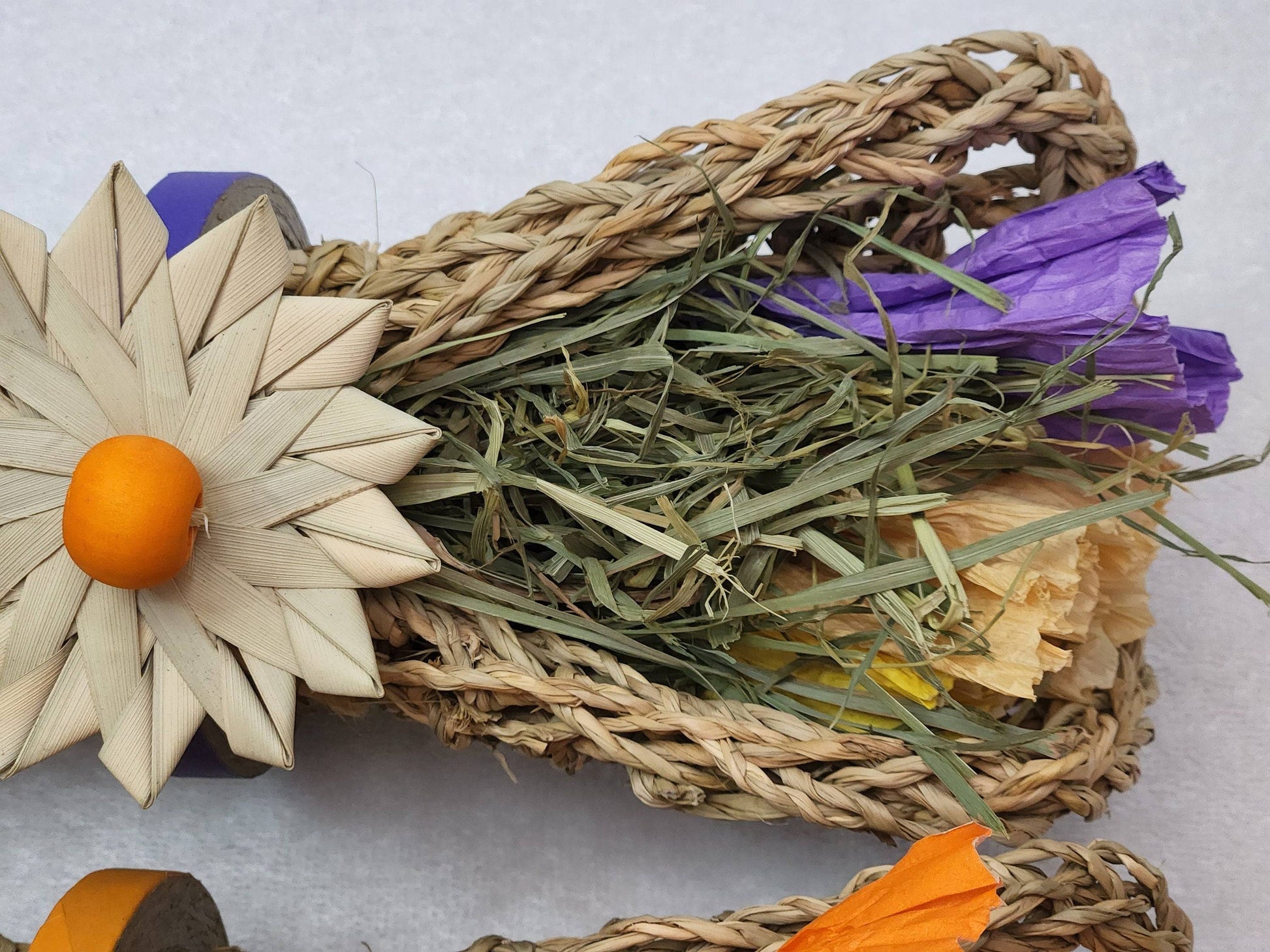 Hay Bouquet | Chew Toy and Forage Snuffle Mat | Great for Rabbits, Guinea Pigs, Chinchillas, Rats and Others Small Animals - A Bunny Good Time