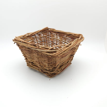 Large Willow Basket - Natural Hay Feeder & Chew Toy - A Bunny Good Time